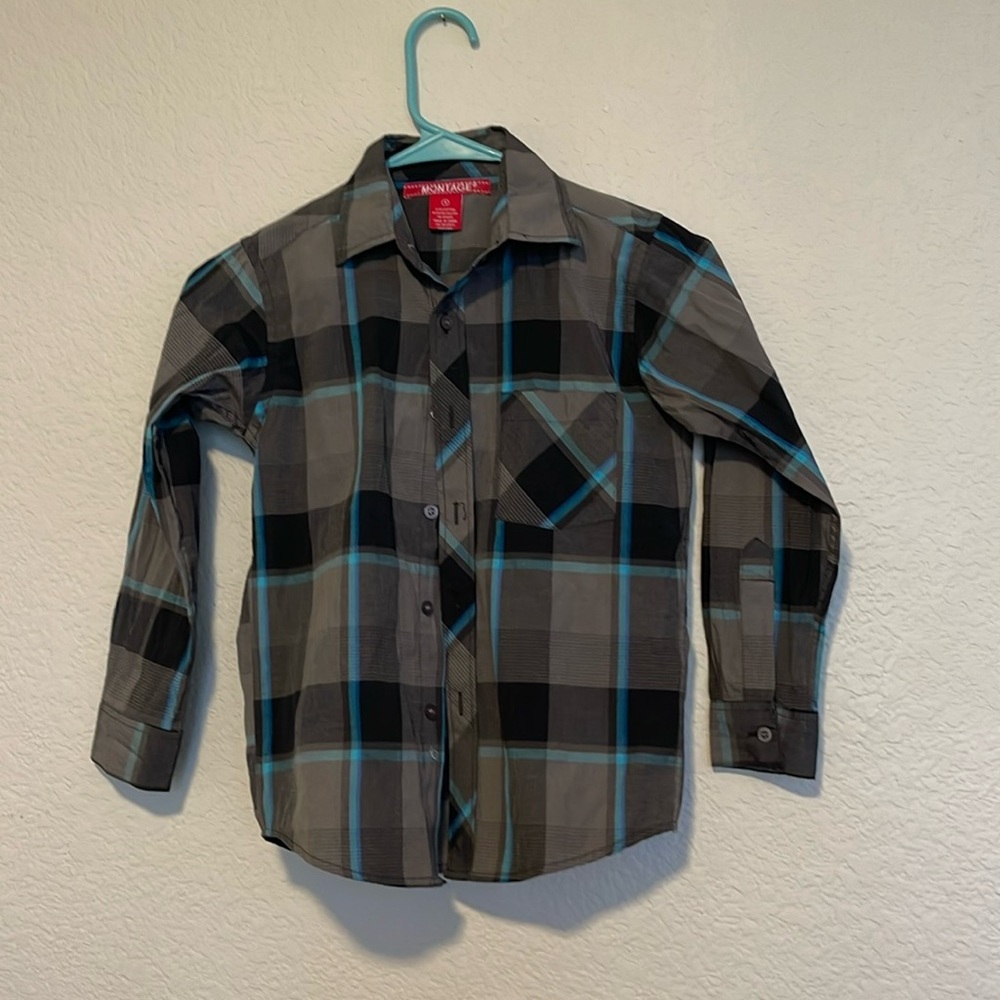 Boys long sleeve button up shirt.